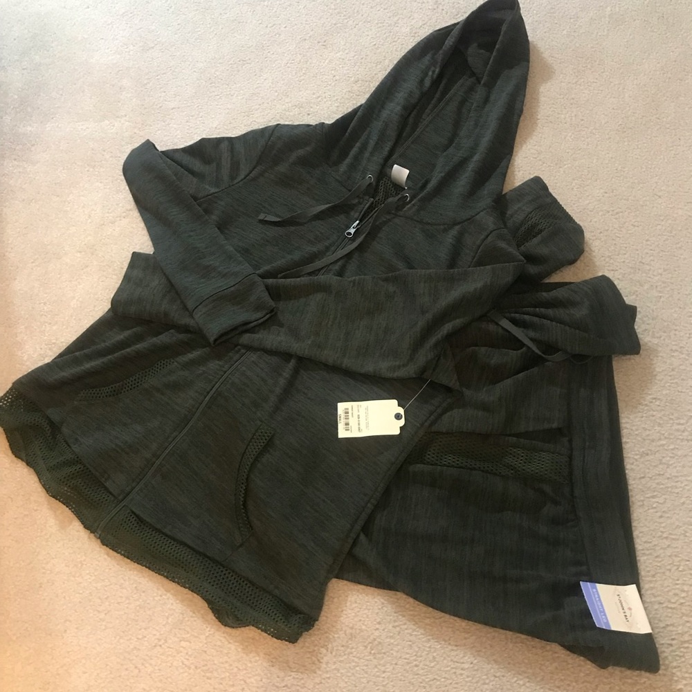 St John’s Bay 2 piece dark green hoody and pants.
